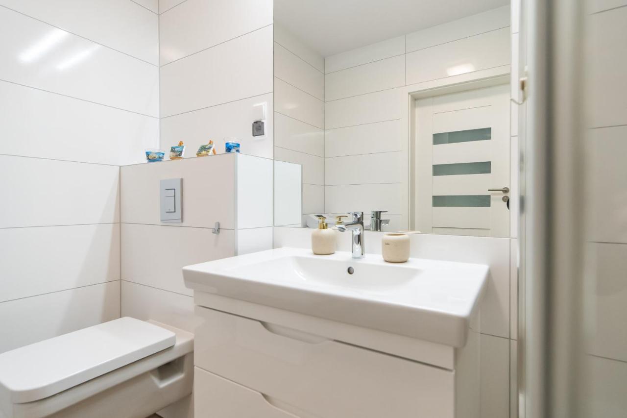 Apartamenty Fenomen - Baltic, Nadmorskie Tarasy, Free Parking, Swimming Pool, Sauna And Other! โควอบเซก ภายนอก รูปภาพ